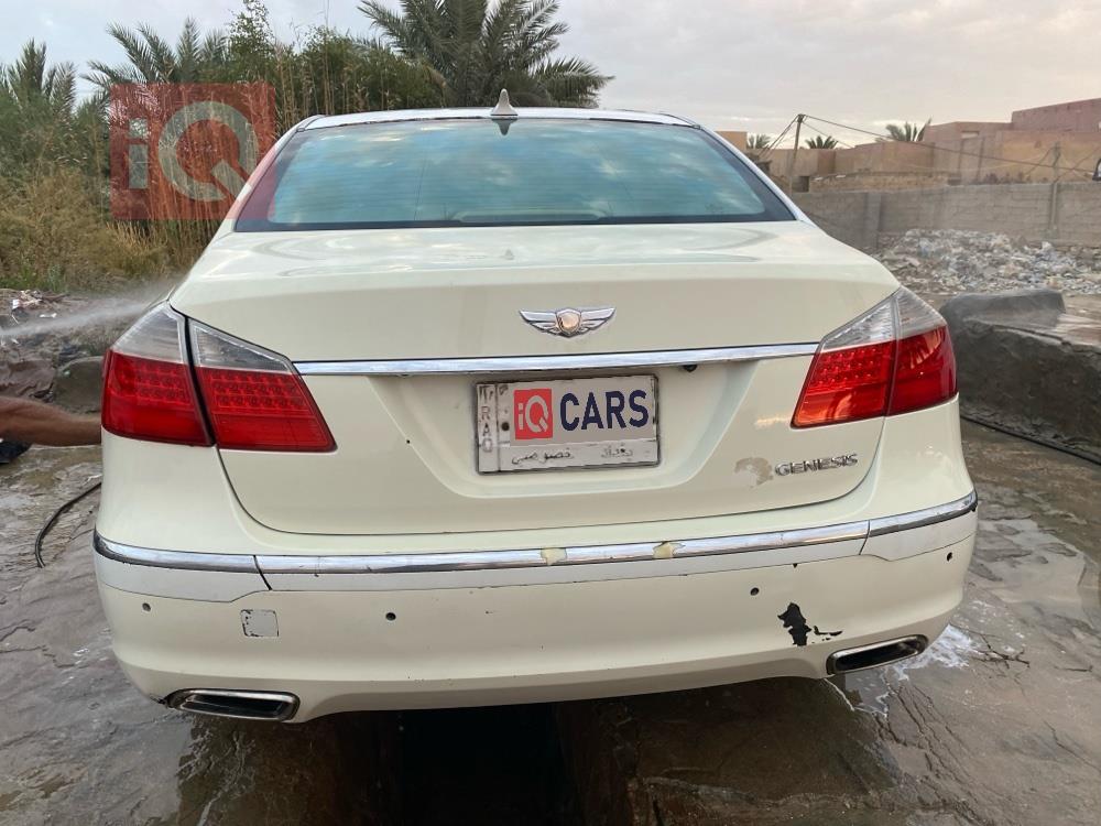 هيونداي جنسس